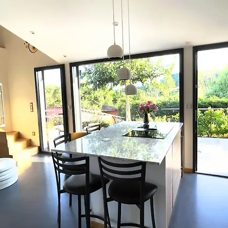 Villa De Charme 5 Etoiles Pour Couple Avec Sauna Et Jacuzzi Exterieurs Privatifs Peaugres